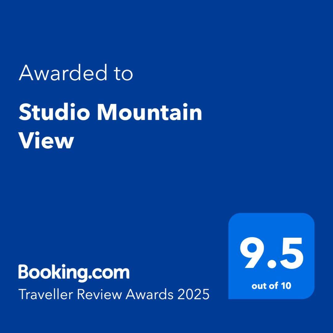 Studio Mountain View Sinaia Exteriör bild